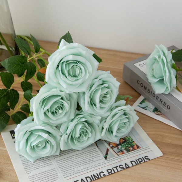 10pcs Rose vert sauge avec de longues tiges, fleurs de soie artificielle fleurs de soie vertes pour les centres de table de feuilles florales de mariage