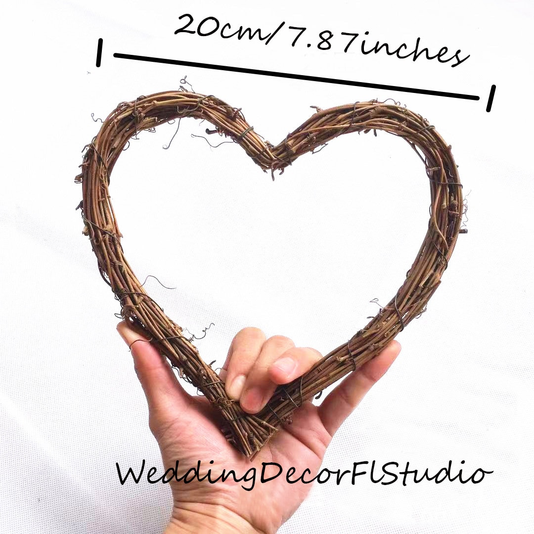 Rattan Hearts Wall Hanging Decoration, Heart Shape Wicker Wreath Ornament  for Wedding Party, Home Bedroom Decor