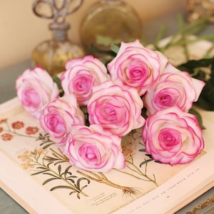 Rose avec Blanc Real Touch Roses Fleurs Fleurs Latex Fleurs 20 Tiges Roses Artificielles Fleurs Bleues Pour Cérémonie de Mariage Centres de Table Fleurs