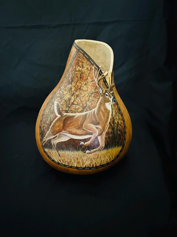 Leaping Buck Gourd
