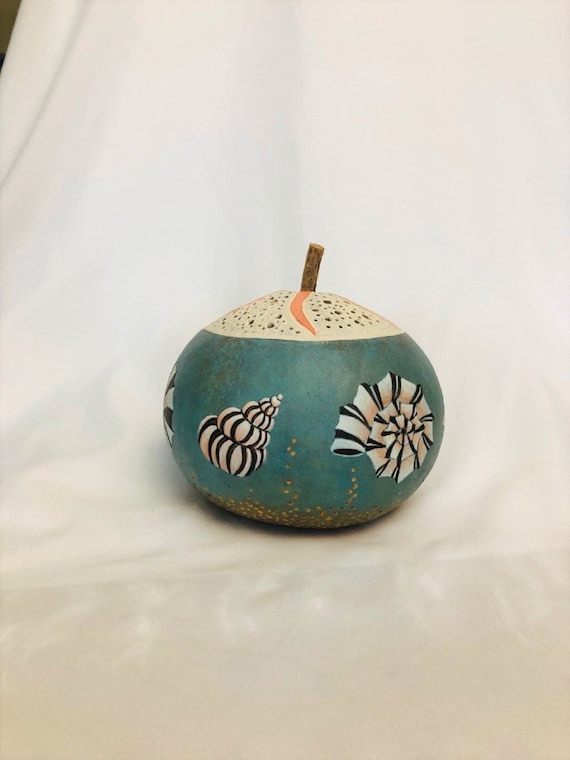 Sea Shell Trinket bowl with Lid
