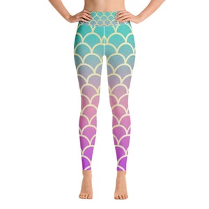Yoga Leggings with Golden Scales Design