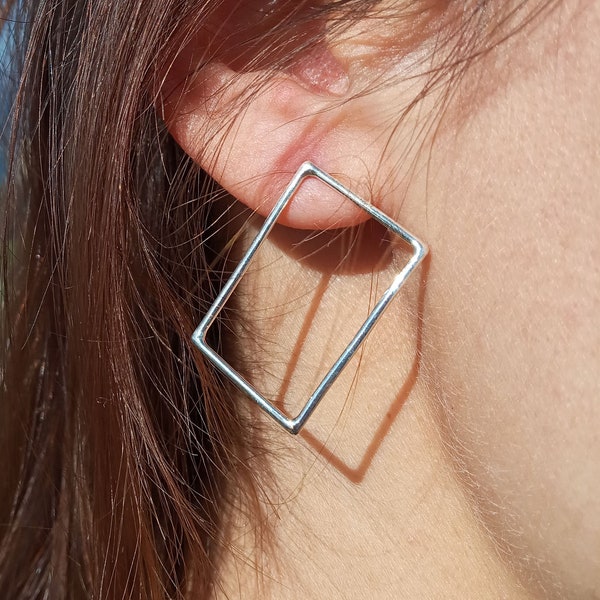 Minimalist Open Square Sterling Silver Studs / Front-Facing Lightweight Geometric Earrings  / 9.25 Eco-Conscious Jewelry