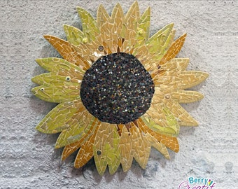sunflower mosaic, mosaic art,mixed media, sunflower garden decor,wall hanging, garden ornament,flower mosaic for garden,yard art,garden art