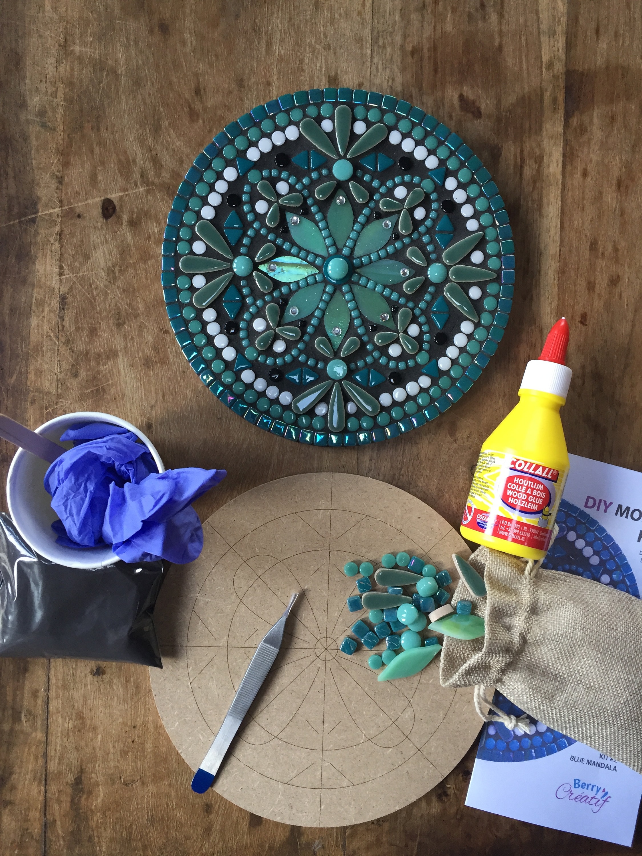 Mosaic Clay Art Kit – Adults and Crafts