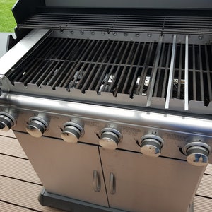 Skewer rotation device for gas grill, shashlik, BBQ