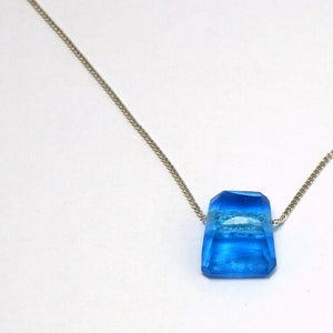 Small Fusion Glass Crystal Necklace Turquoise Faceted Pendant Mela Montreal image 2