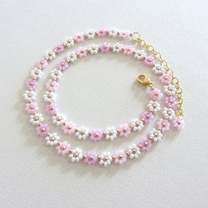 Beaded necklace with daisy flower, 24k gold necklace, White and pink choker necklace, Valentine's Day gift image 8