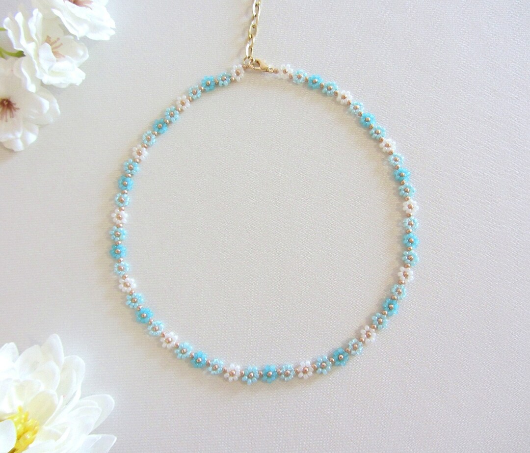 Daisy Chain Flower Necklace Seed Bead Necklace Dainty Etsy