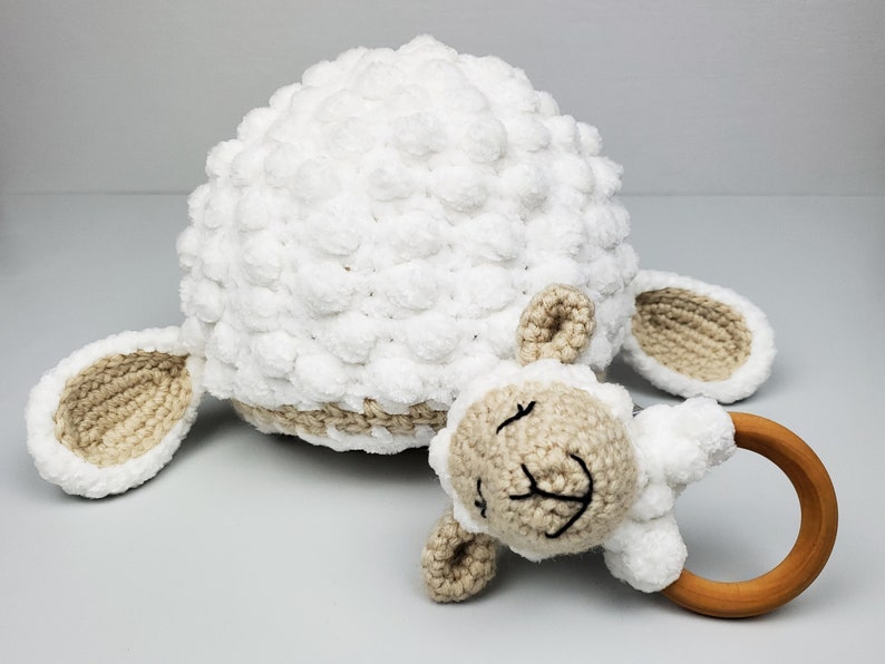 Baby Sheep Hat and Rattle / Crochet Lamb Baby Rattle Toy 