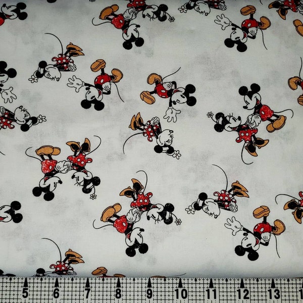 Springs Creative Mickey et Minnie CP72802 Tissu par mètre/pièce