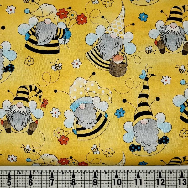 Tela de gnomos abeja de Fabric Traditions cortada a medida//Pieza