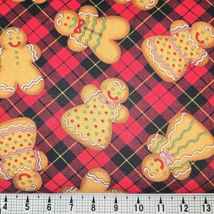 Hi-Fashion Fabrics Gingerbread Cookies on Plaid Fabric by the Yard//Piece