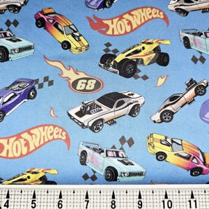 Riley Blake Hot Wheels Made to Racer on Blue CD15300 Stoff Meterware // Stück