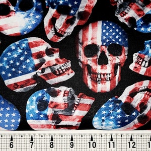 Hi Fashion Fabrics Flag Skulls Fabric by the Yard//Piece