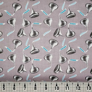 Riley Blake Hershey Kisses C12803 Fabric by the Yard//Piece