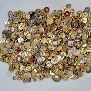 2 Pounds Vintage Decorative Buttons 1/2&quot; - 1&quot;