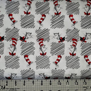 Robert Kaufman Cat in the Hat ADE-19063-1 Fabric by the Yard//Piece
