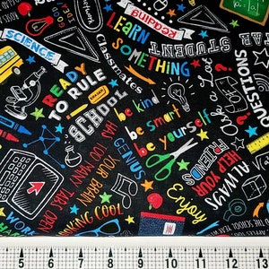 Timeless Treasures Tablica kredowa z tekstem na powrót do szkoły CD1684 Tkanina cięta na wymiar//Szt.