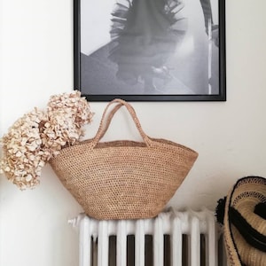 Straw basket made of palm leaves - shopping bag - moroccan straw bag - straw basket