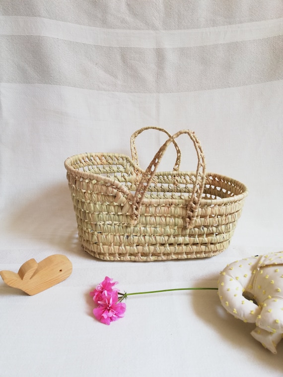 Cardboard moses basket hotsell