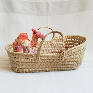 Doll&#39;s bassinet 20 inches - doll carrier - woven doll bed basket - palm leaves doll basket - baby shower decor