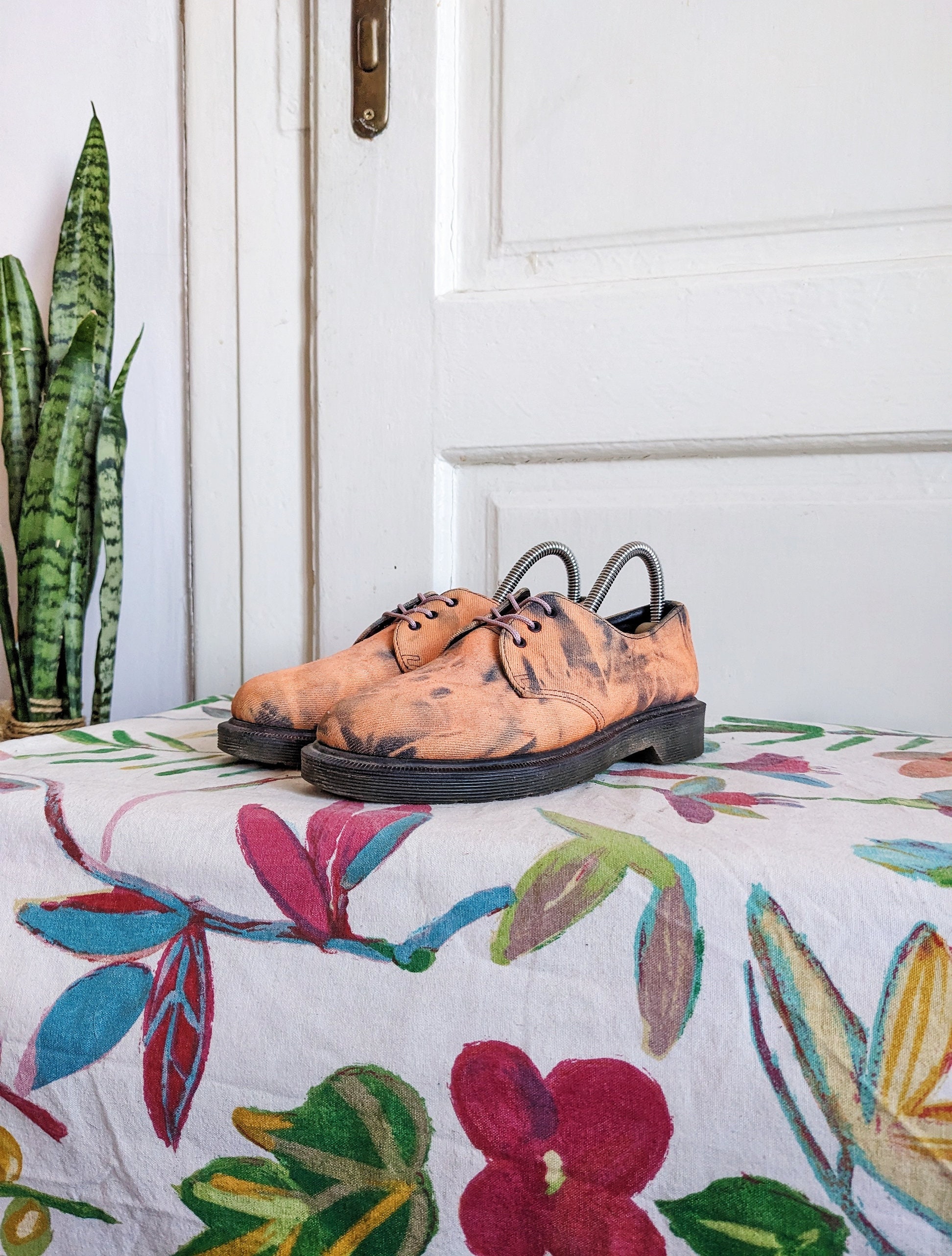 Dr martens canvas sneakers store