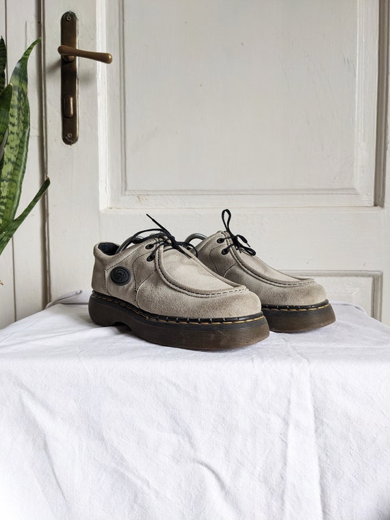 Dr.Martens・エアウェア・ヒールパンプス・グレージュ・UK8・25cm Vintage Dr Martens 8349 Sand Suede Wallabee Shoes Made England - Etsy