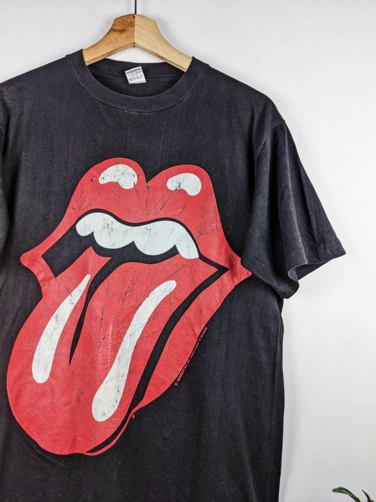 Vintage the Rolling Stones 1989 Merch Urban Jungle T-shirt Vintage the Rolling Stones 1989 Merch Urban Jungle T-shirt