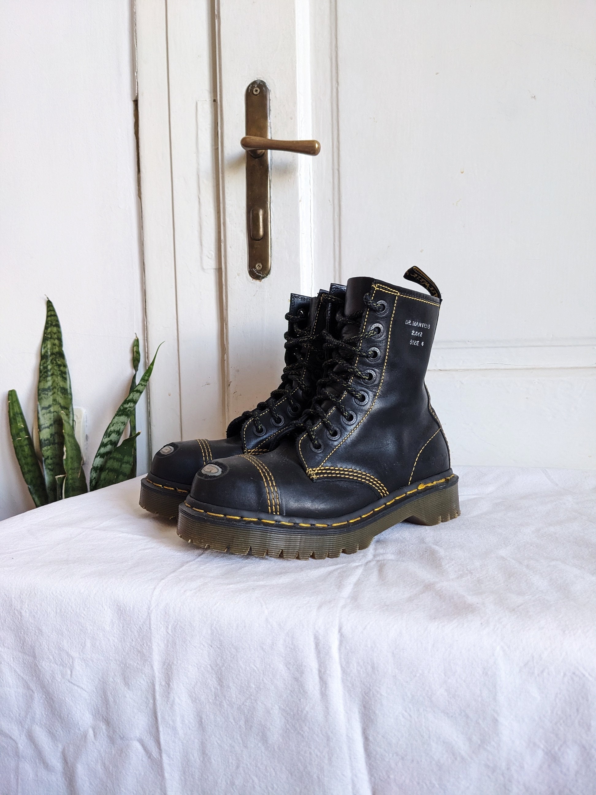 Dr martens colombia 44 online