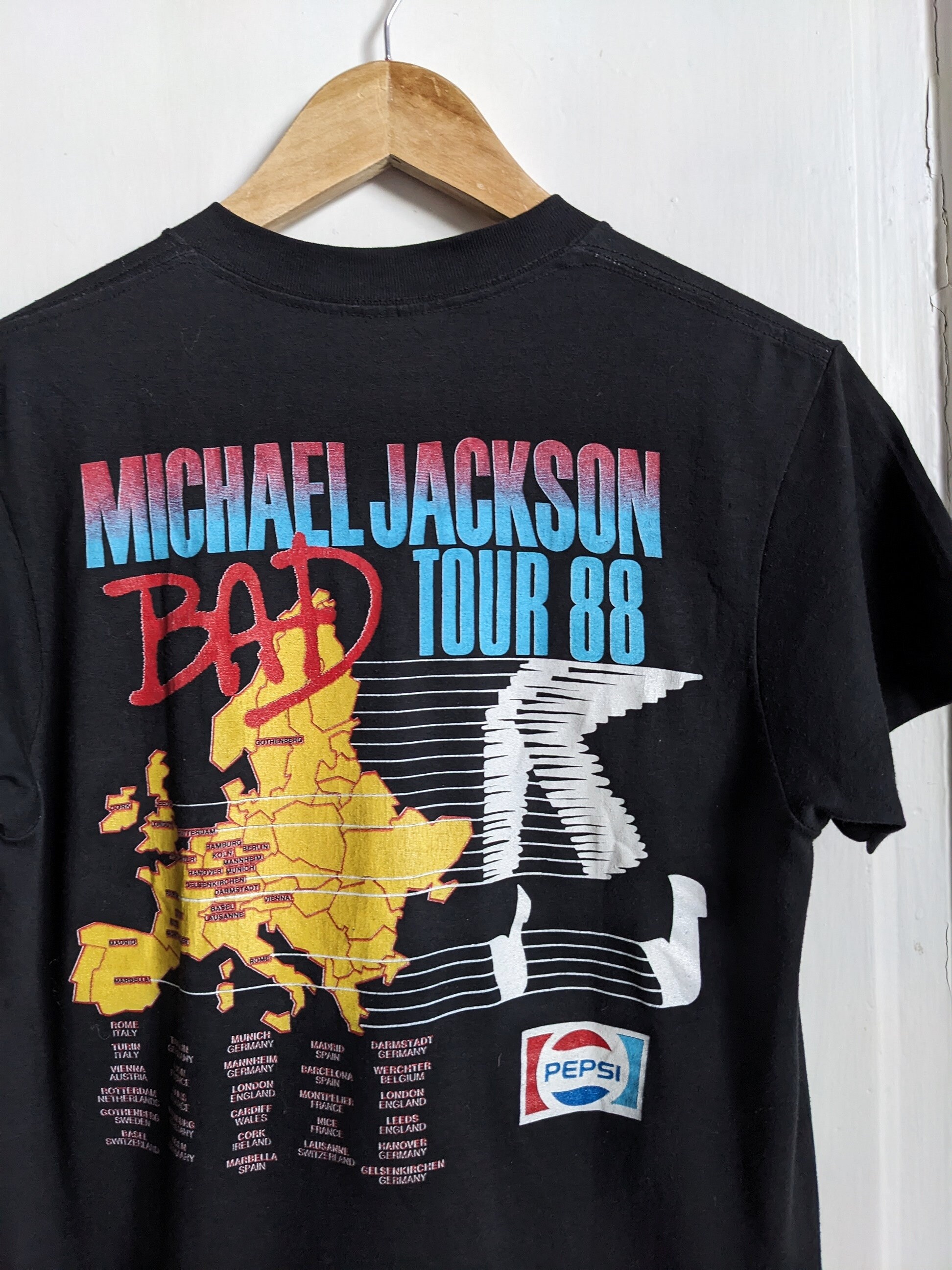 Vintage Michael Jackson 1988 Bad Tour Merch T-shirt - Etsy Vintage Michael Jackson 1988 Bad Tour Merch T-shirt - Etsy