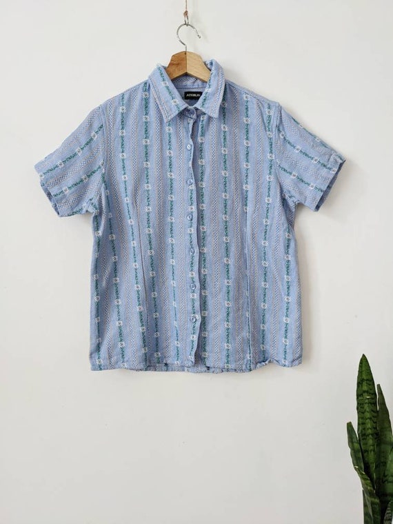 Switzerland Traditional Edelweiss Pattern Shirt Short… Gem