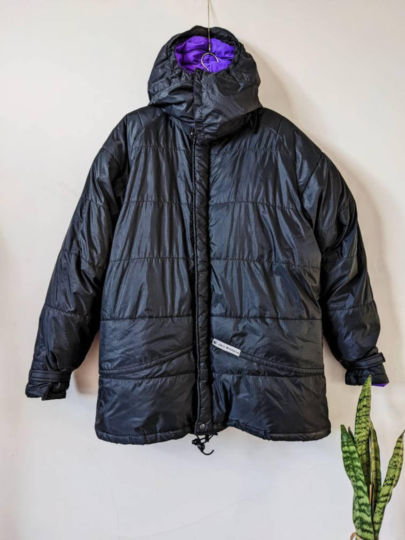 Vintage Preloved Jack Wolfskin Black Puffer Gilet L