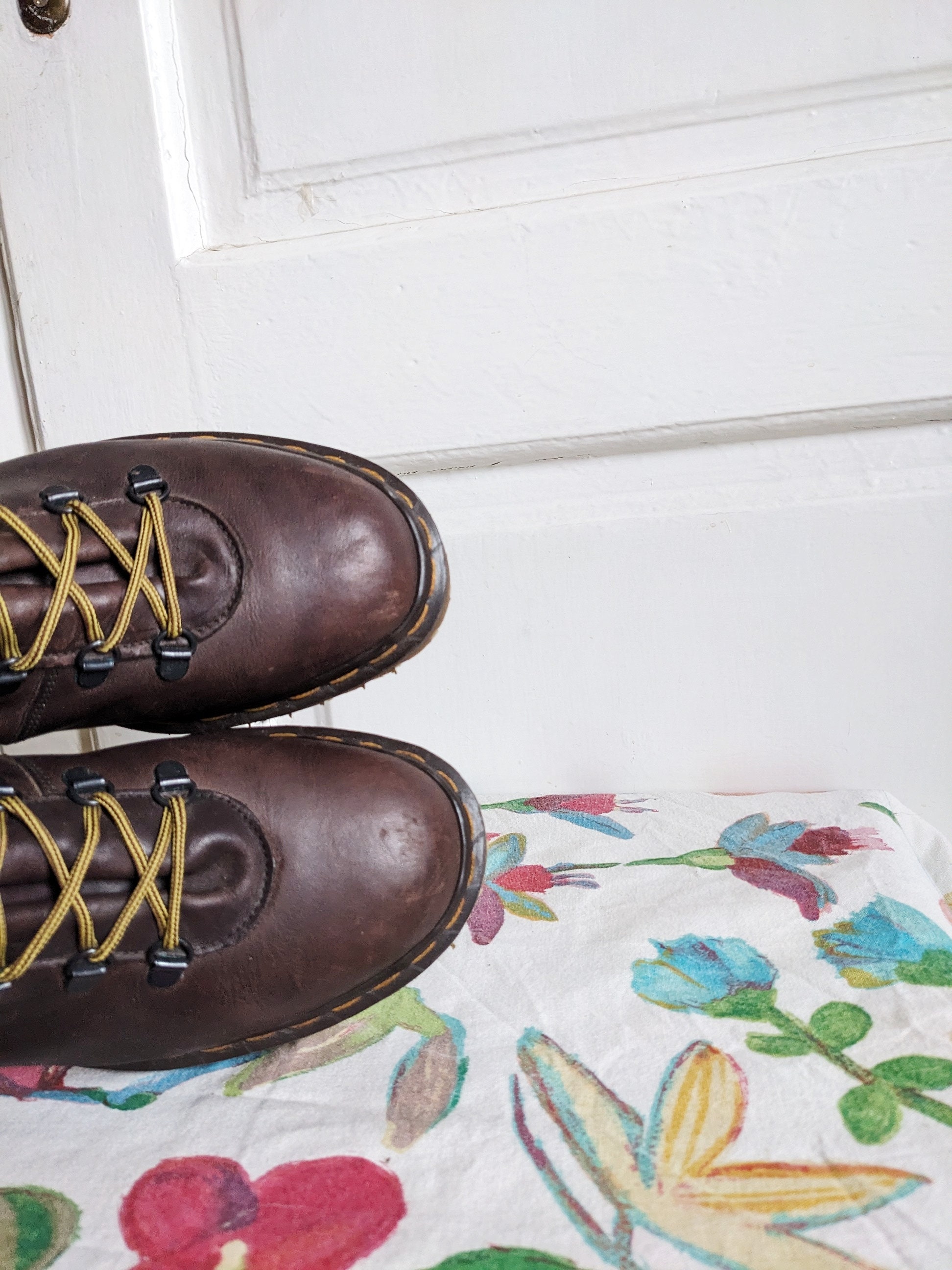 Vintage Dr. Martens Elmer Chukka-style Hiking Boots England