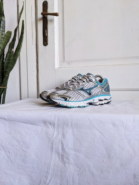 Mizuno Wave Inspire 7 Athletic Sneakers Etsy Canada