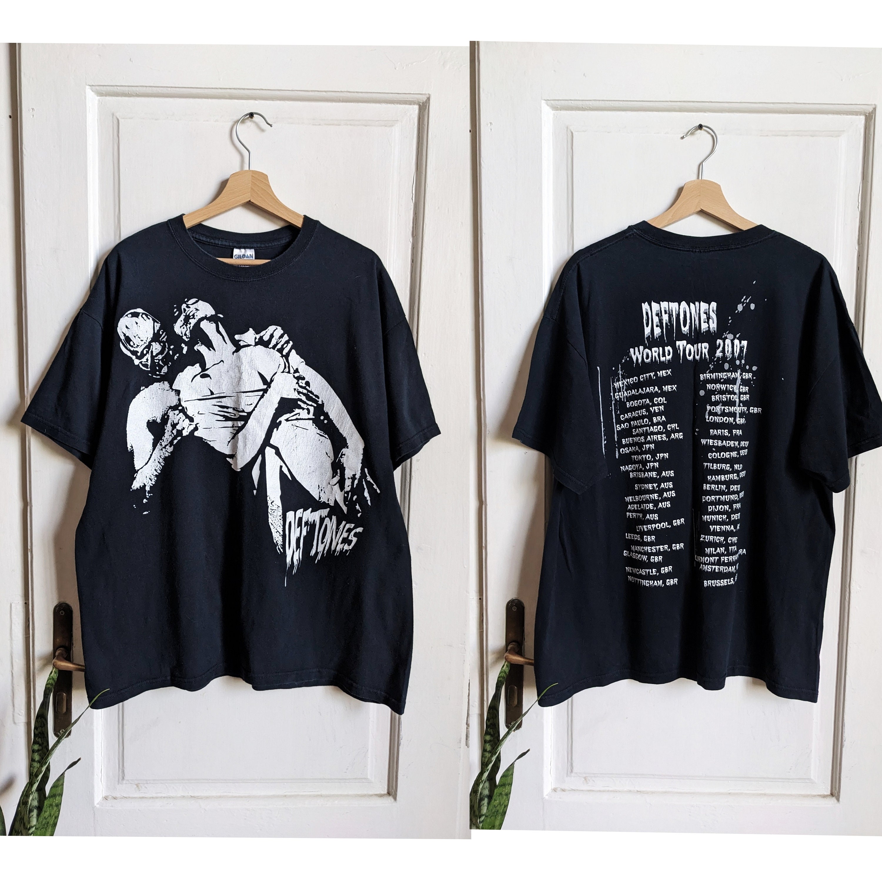 Vintage Deftones Merch T-shirt 2006 Tour - Etsy