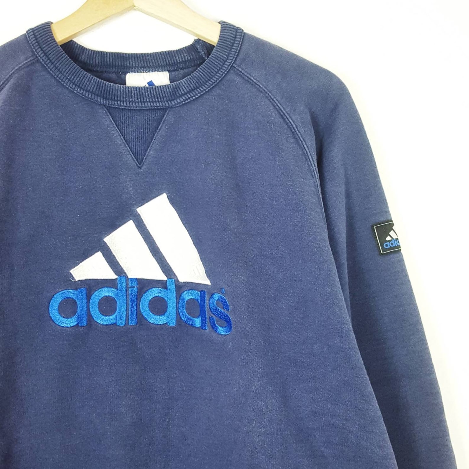 grey adidas sweatshirt vintage