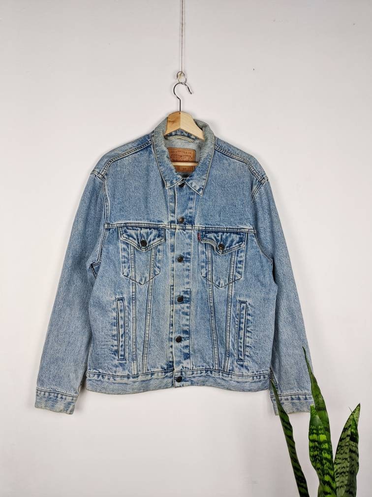 Vintage Levi's Type 3 Denim Trucker Jacket | Men's 90s Blue Jean
