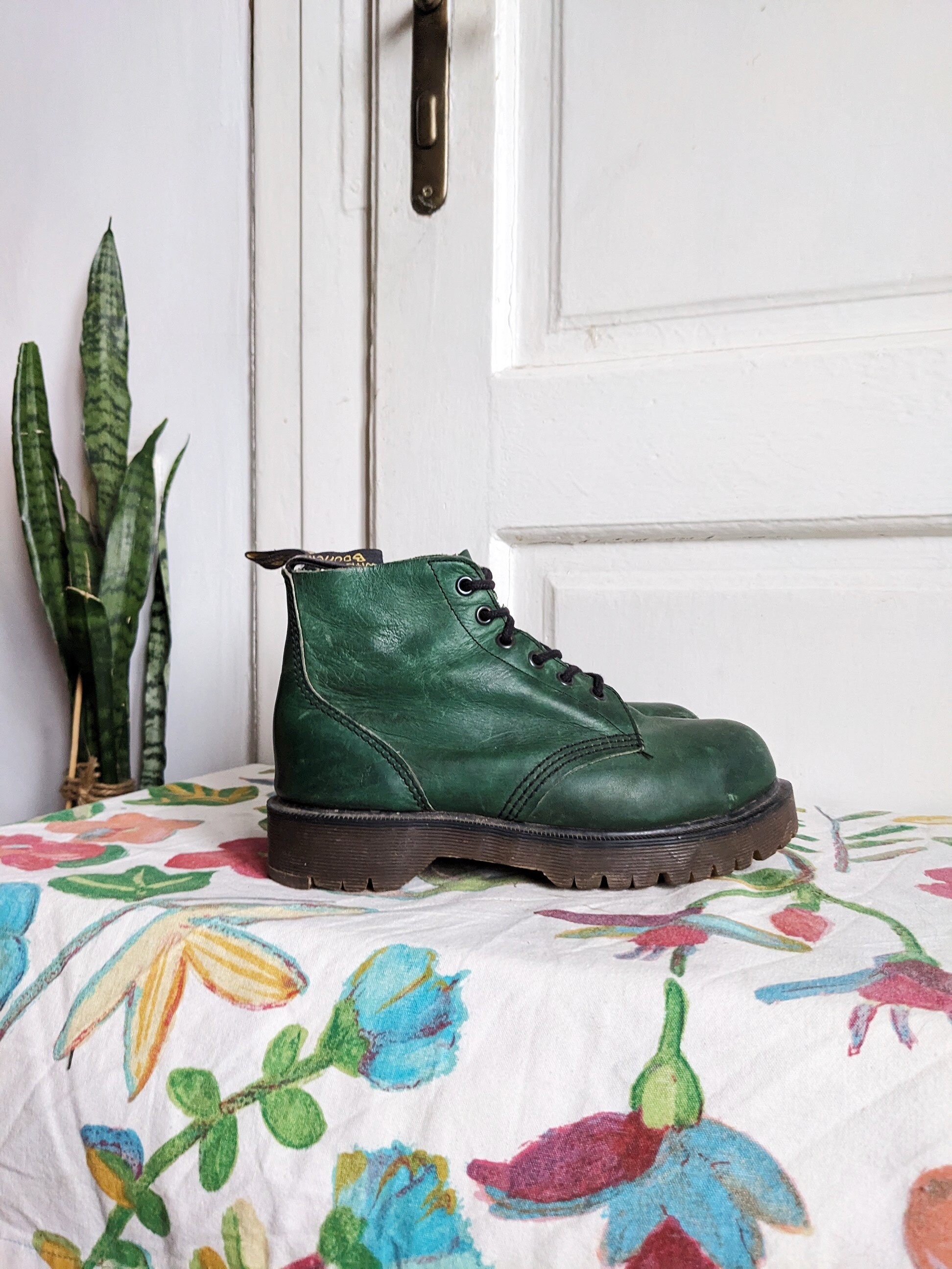 Vintage Dr. Martens Chunky Boots Steel Toe Green 6 Eye Soft