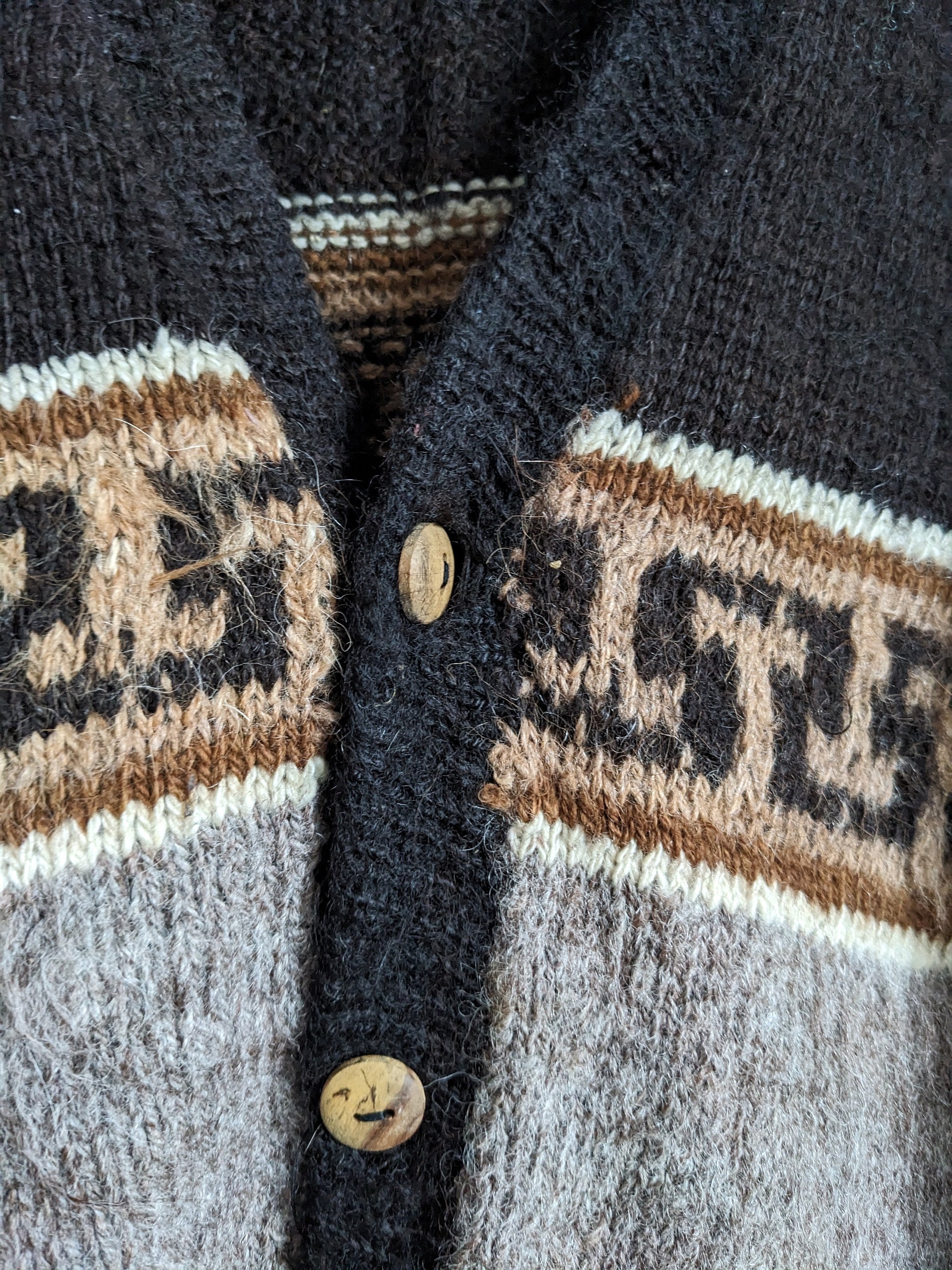 1980's Fuzzy Bolivian Wool Alpaca Cardigan Medium – Little