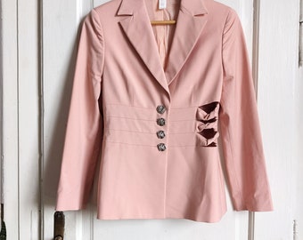 Blazer rosa vintage de Gianni Versace, chaqueta entallada, fabricada en Italia, talla 40 de mujer.