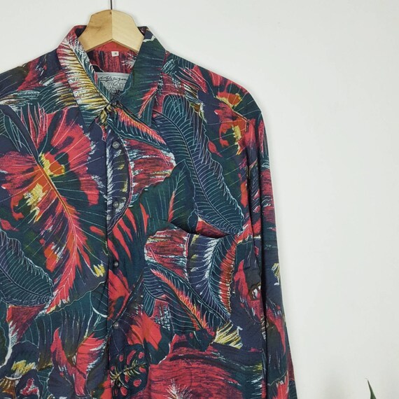 Vintage Multicolor Shirt Flowers Tropic Art 90s V… - image 2