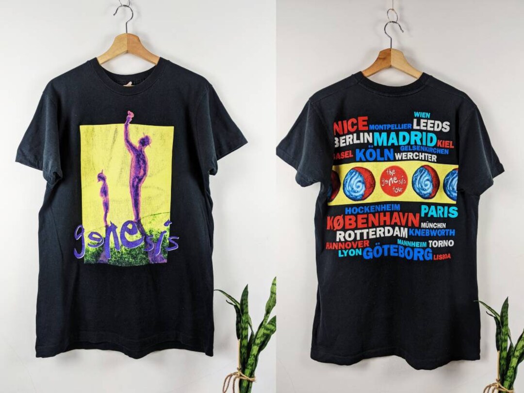 1992 Genesis Tour XL Band T-shirt. Drummer Phil Collins. No