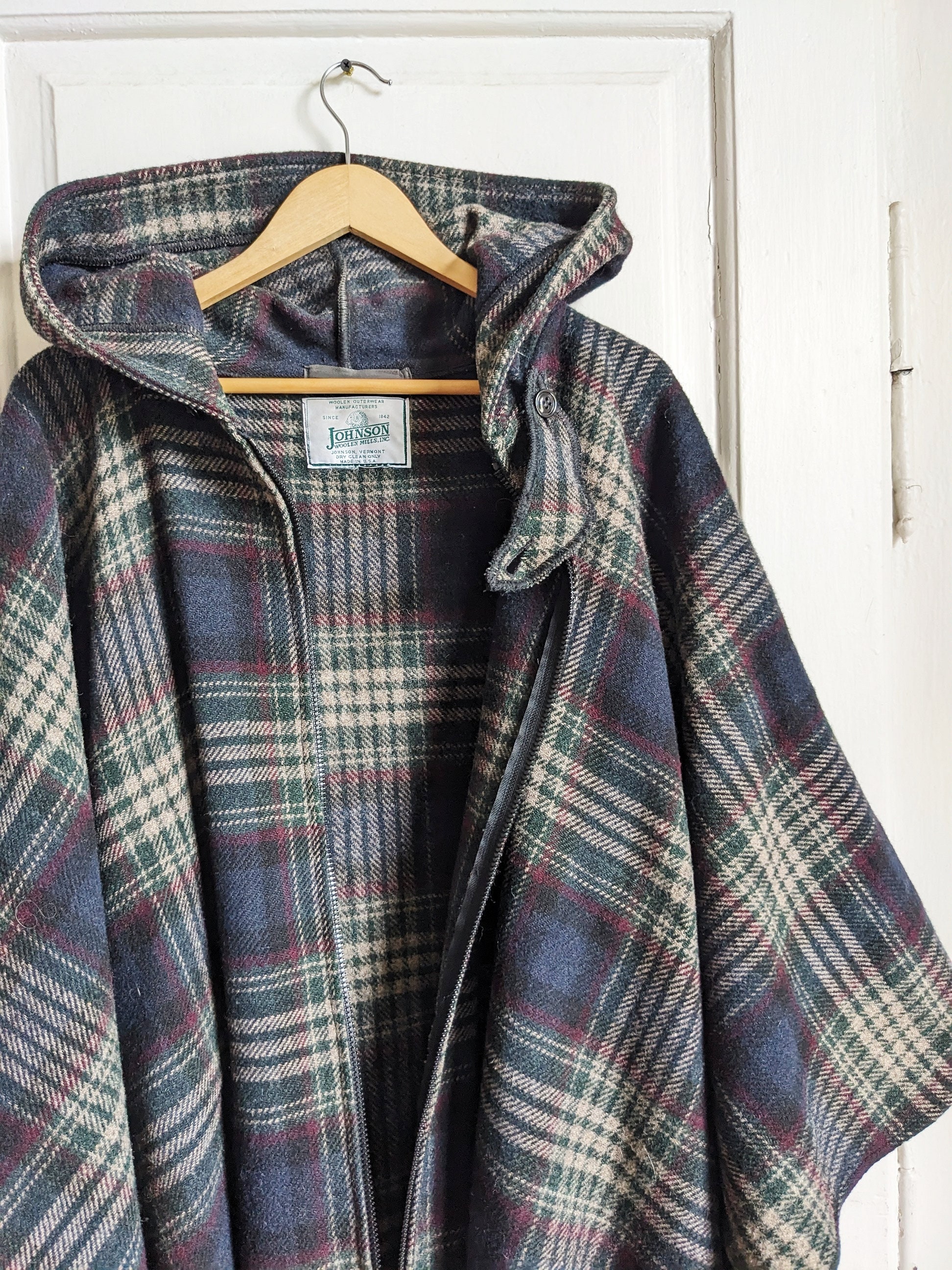 Vintage Johnson Woolen Mills Wool Cape Poncho USA Plaid - Etsy
