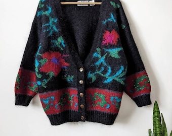 Vintage Mohair Blumen Strickjacke | Schwarzer Fuzzy Strickpullover | Le Moda Größe L