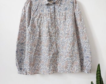 Pastell Blumenmuster Bluse Blumen Shirt Retro Boho Style Minimalistisch