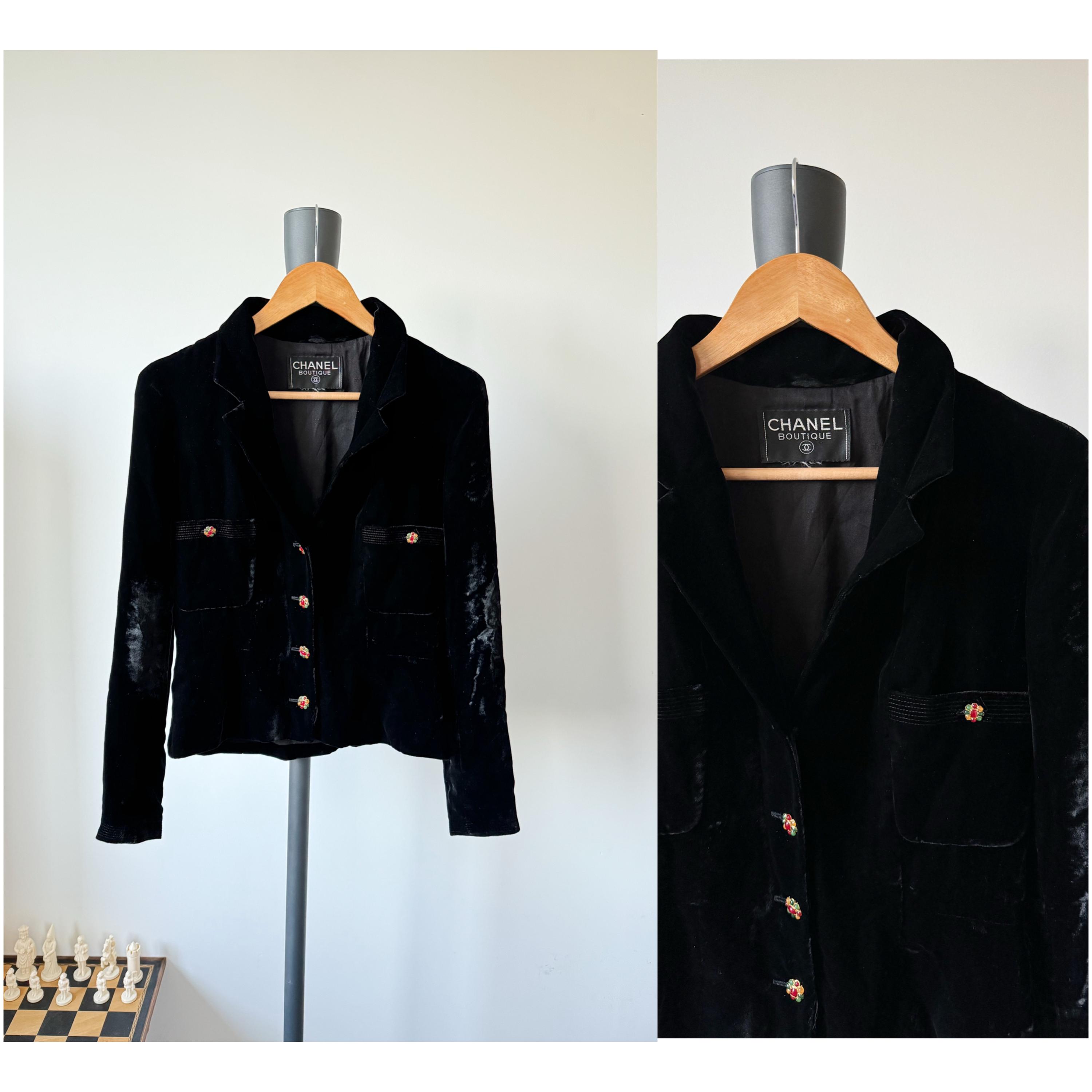 CHANEL ヴィンテージ ジャケット Vintage Chanell Velvet Multicolor Gold Gripoix Jacket Fall