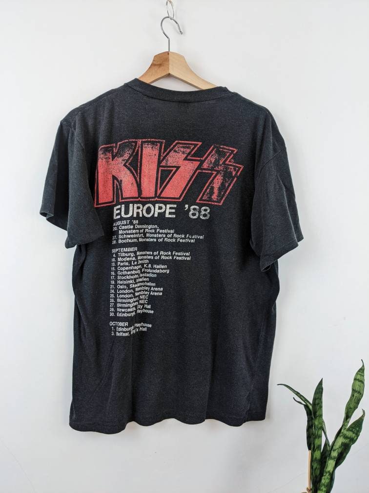 Vintage Kiss 1988 Crazy Nights Merch T-shirt Double Side Vintage Kiss 1988 Crazy Nights Merch T-shirt Double Side