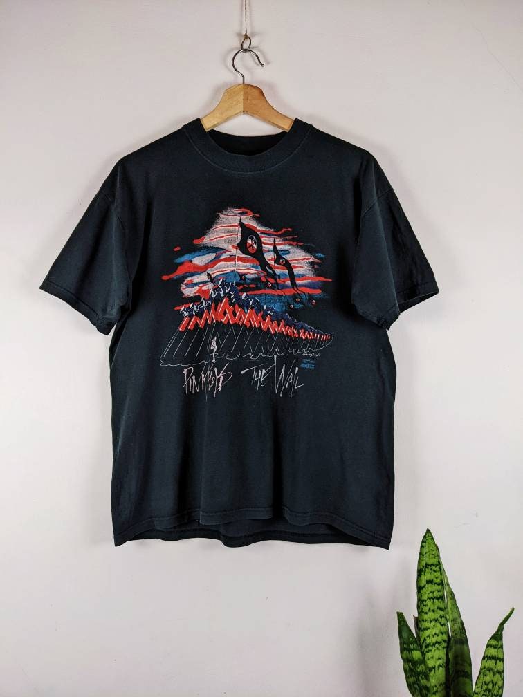 ミュージシャン 1982 Pink Floyd DSM T shirt 1982 Pink Floyd