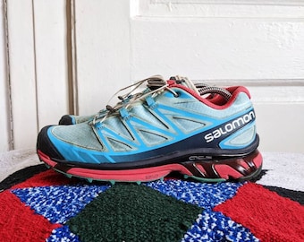 Salomon Wings pro Hiking Shoes  Tracking